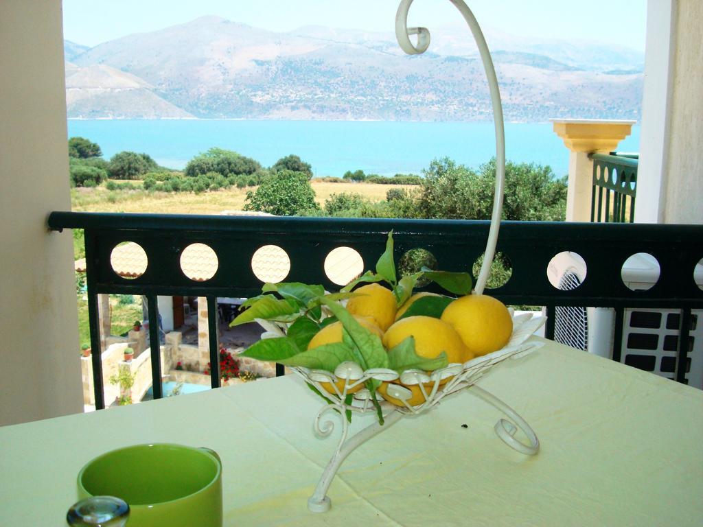 Apartment Remenata Lixouri